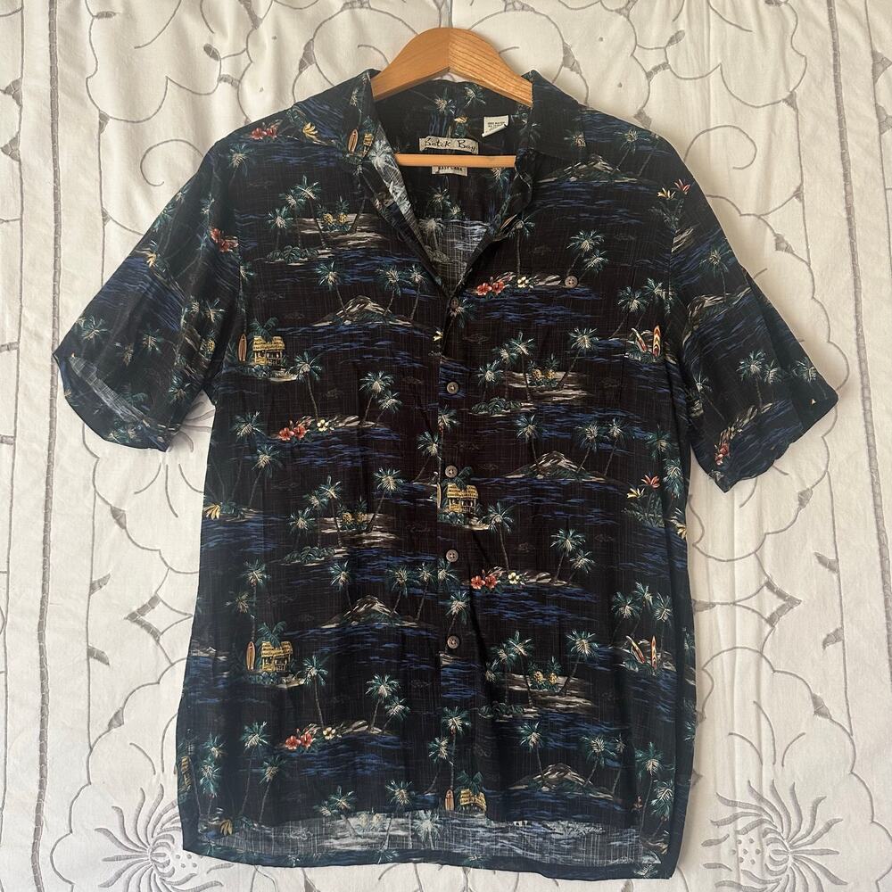 🏄 Batik Bay Hawaiian Rayon Island Print Button Up Shirt Men’s M